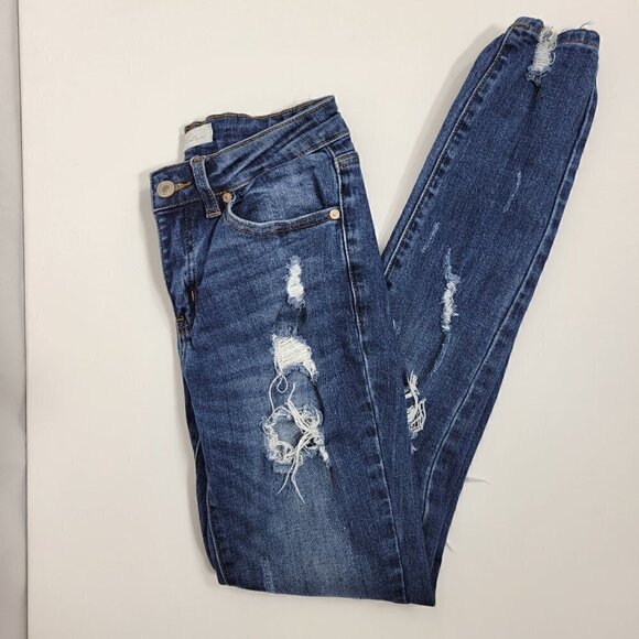 KanCan Women's Austin Mid Rise Skinny Distressed Dark Wash Jeans in a Size 3/25 - Picture 7 of 14